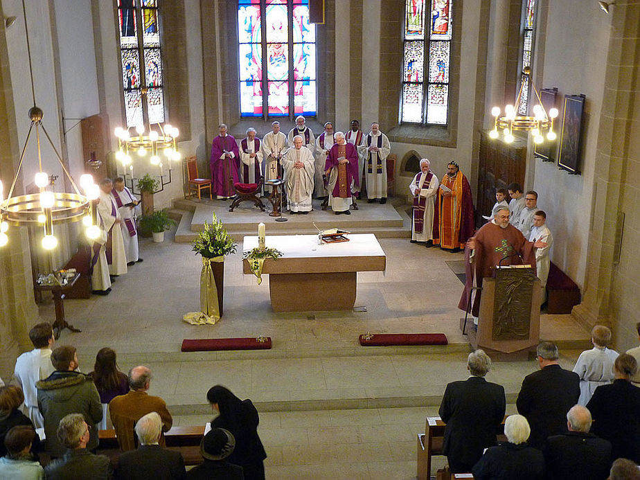 Festgottesdienst zum 50jahrigen Priesterjubiläum von Stadtpfarrer i.R. Geistlichen Rat Ulrich Trzeciok (Foto: Karl-Franz Thiede)